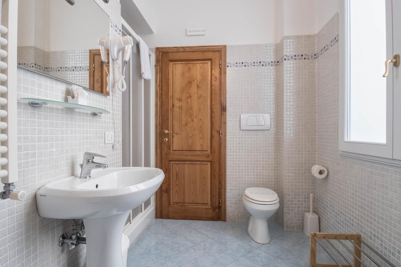 Отель Casa Betania Casa Per Ferie Флоренция Экстерьер фото