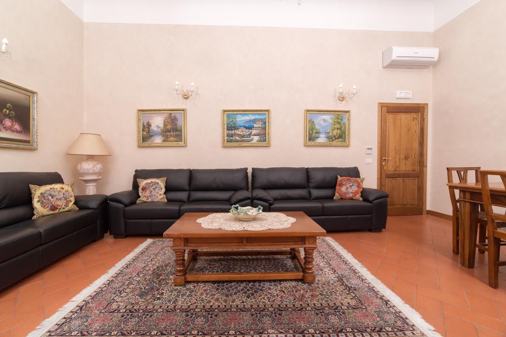 Отель Casa Betania Casa Per Ferie Флоренция Экстерьер фото