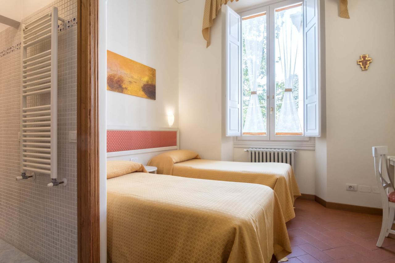 Отель Casa Betania Casa Per Ferie Флоренция Экстерьер фото
