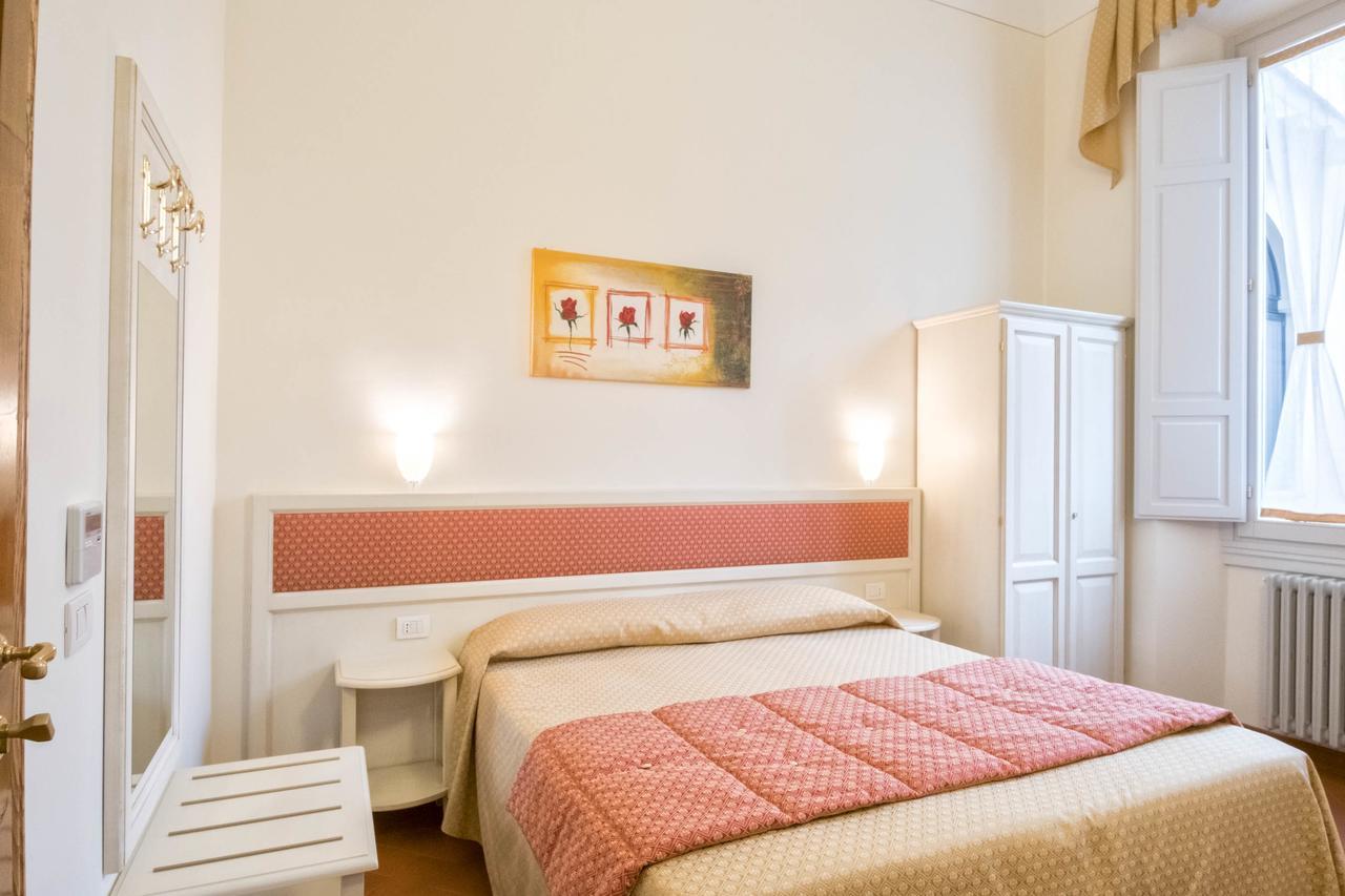 Отель Casa Betania Casa Per Ferie Флоренция Экстерьер фото